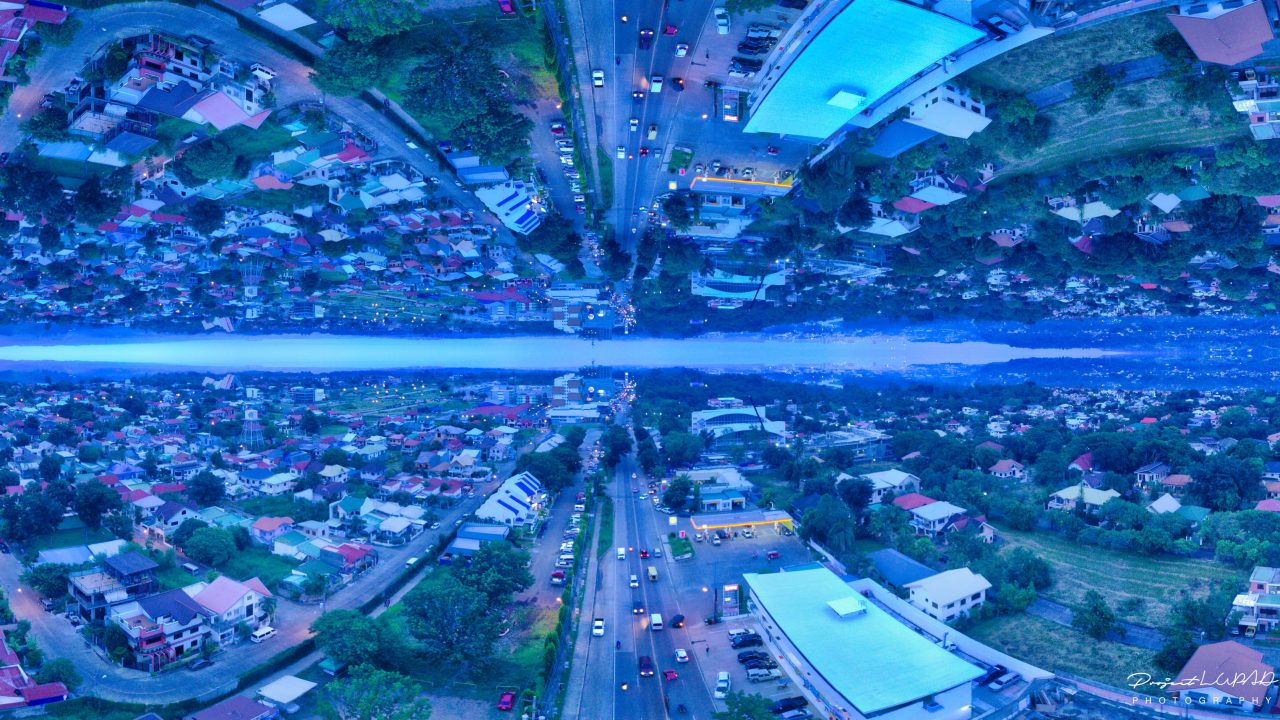 PHOTO: Kaleidoscope Perspective Cityscape