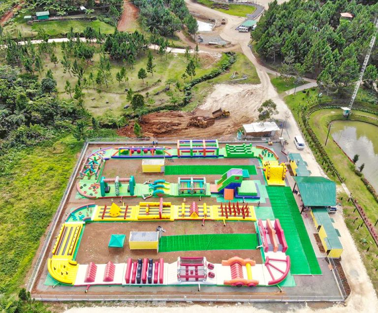 VIDEO: Philippines' Largest Land-based Inflatable Playground