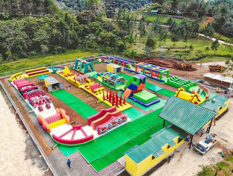 VIDEO: Philippines' Largest Land-based Inflatable Playground