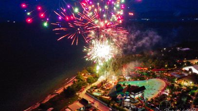 Splashtacular Fireworks at Seven Seas Waterpark Copyright to Project LUPAD 4