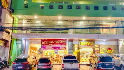 Buy-1-Get-1-Halo-Halo-at-Kuya-J-Velez-Copyright-to-Project-LUPAD-1