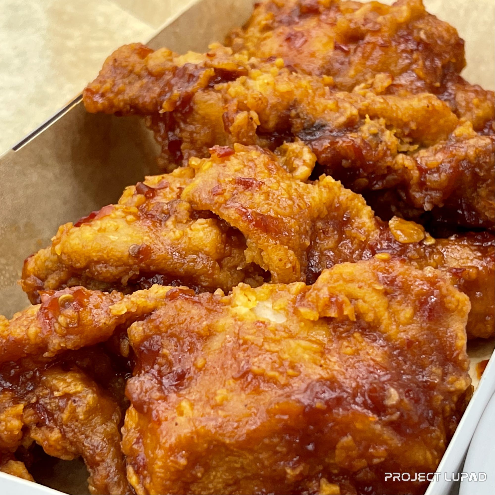 A Must Try! New Jollibee Sweet Chili Chicken and Ube Cheese Pie