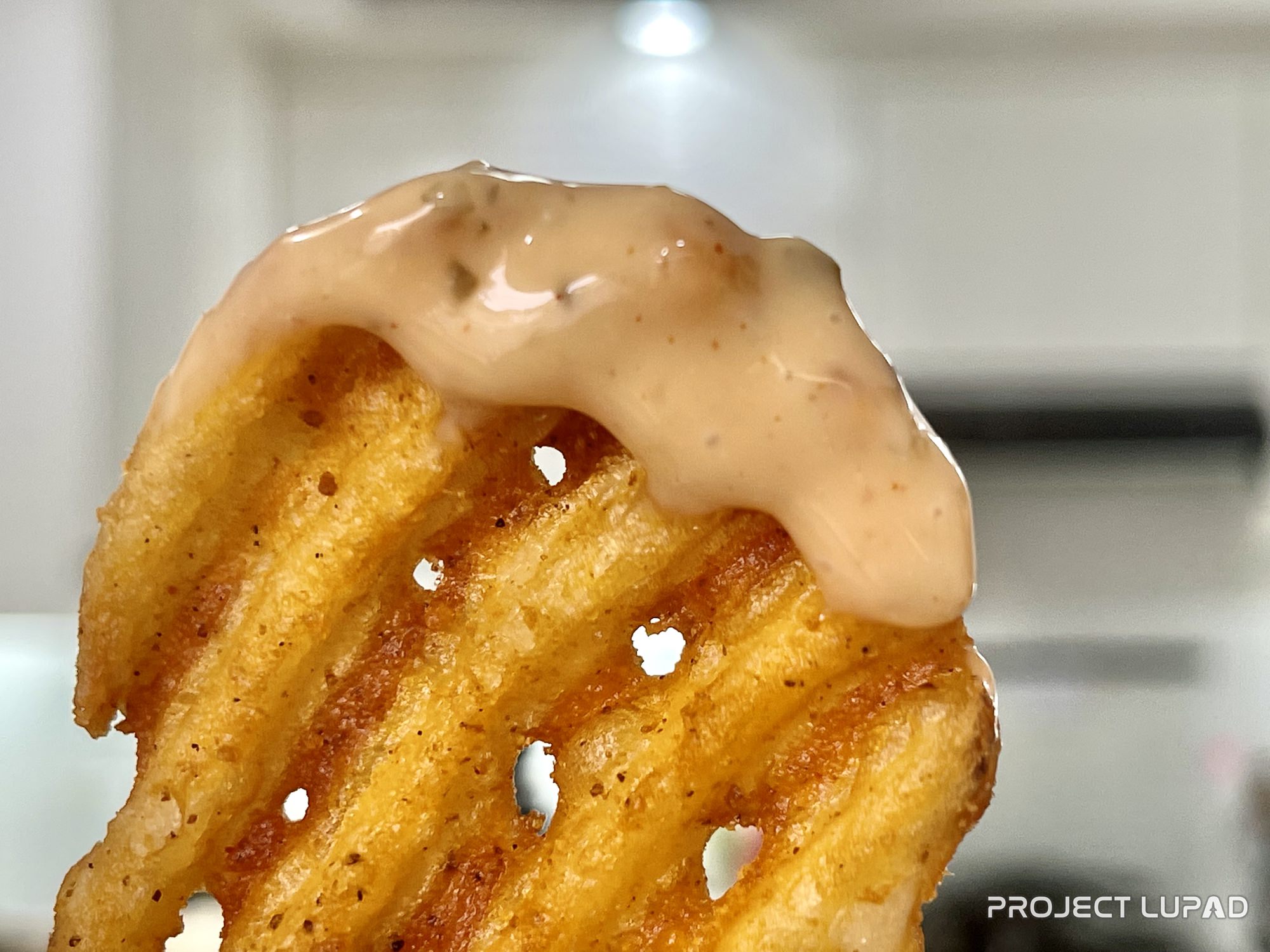 Jollibee Crisscut Fries is Back in Bucket and Solo, Comes with Two Dips