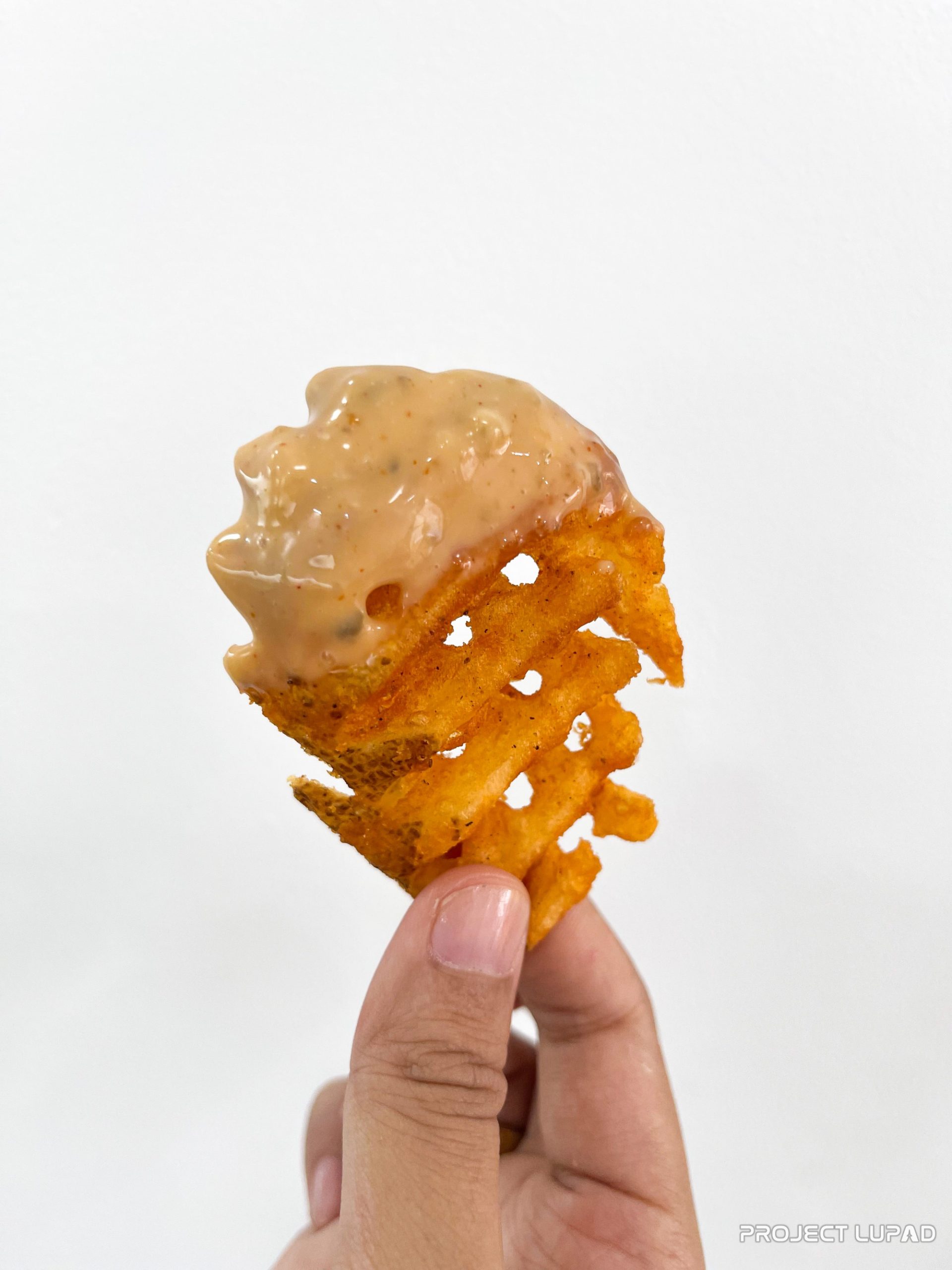 Jollibee Crisscut Fries is Back in Bucket and Solo, Comes with Two Dips