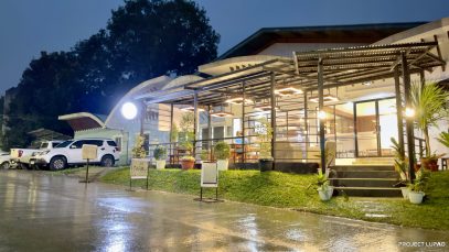 IMG_2875-W-compressed