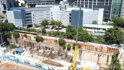 5EA63825-20B3-402A-9388-E04B241C5404