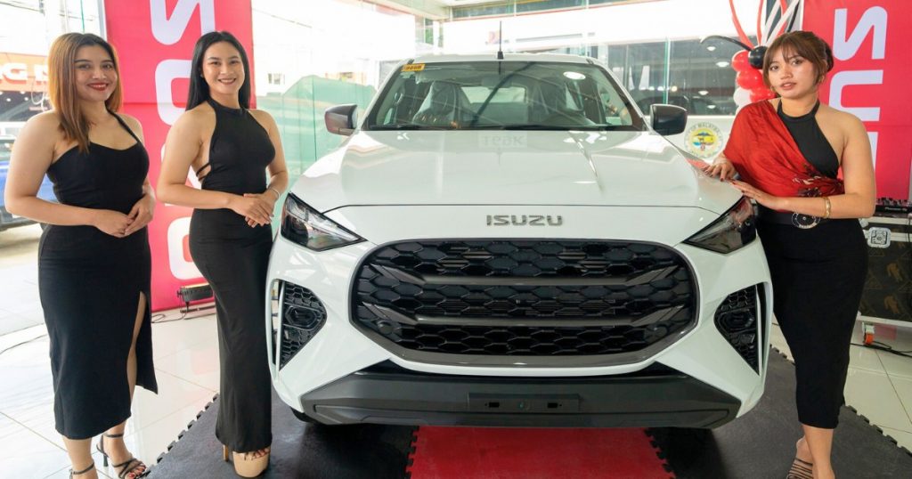 Modern, Tough, Versatile: 2025 Isuzu mu-X Debuts in Bukidnon