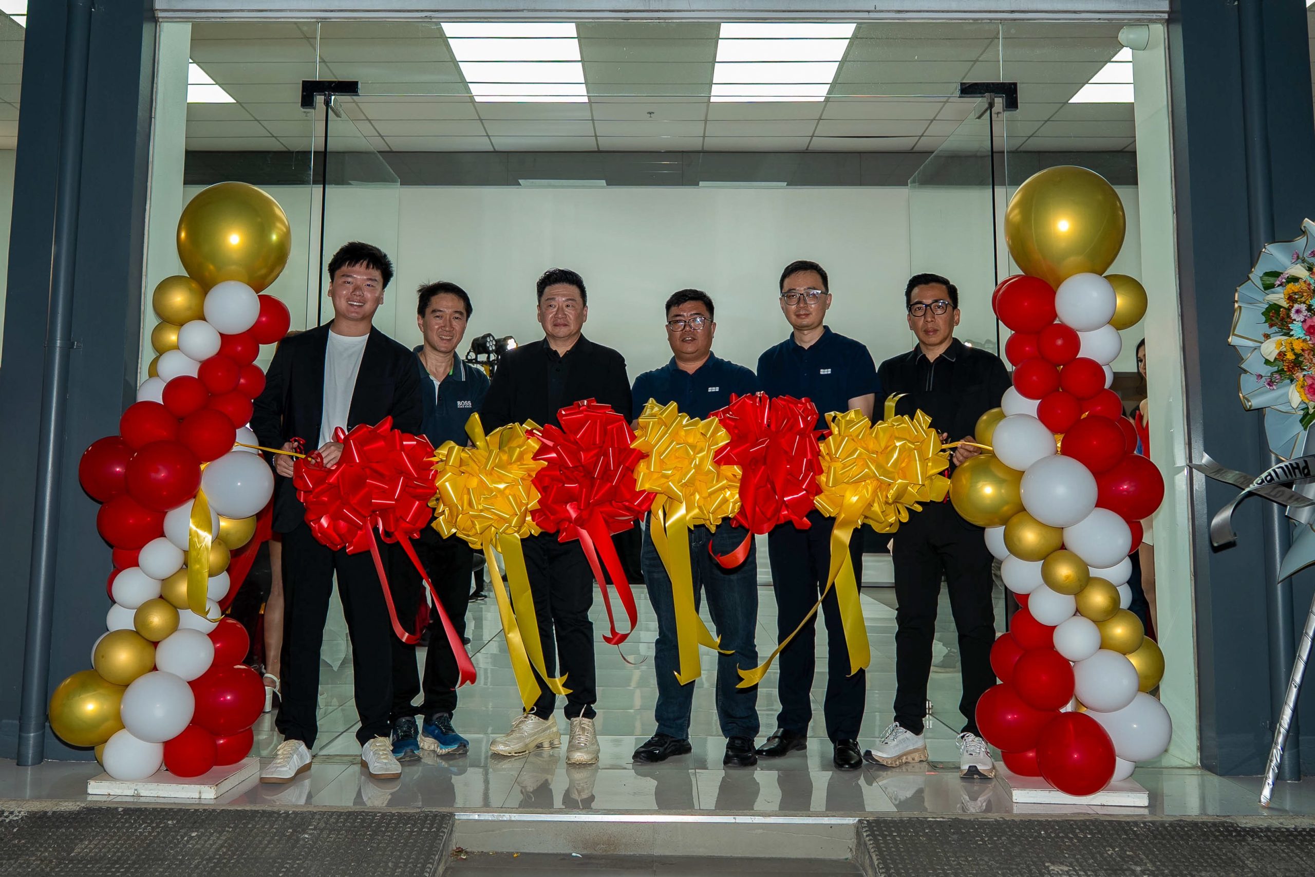 Ribbon cutting at the Geely Cagayan de Oro grand opening