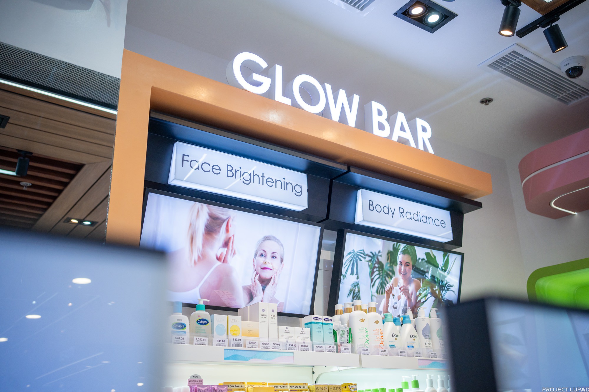 The Glow Bar at Rose Pharmacy Ayala Malls Centrio